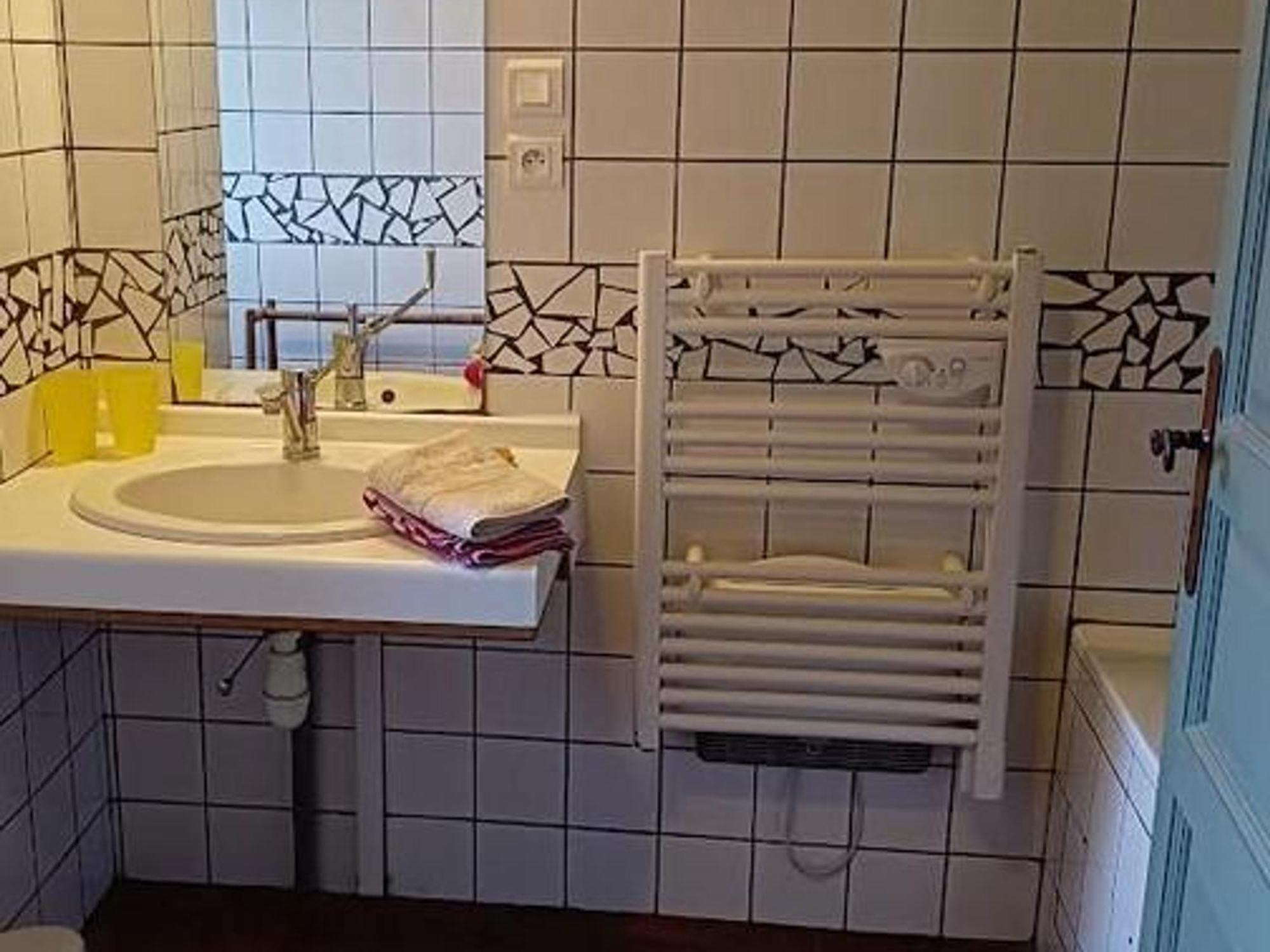Gîte Sauvagny, 3 pièces, 4 personnes - FR-1-489-13 Extérieur photo